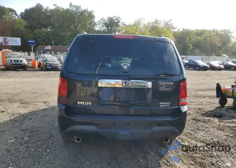 2013 Honda Pilot Touring z USA, uszkodzony, nr VIN 5FNYF4H95DB002653